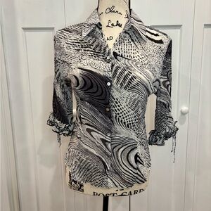 Black and white Swirl Button Down Blouse Small Petit